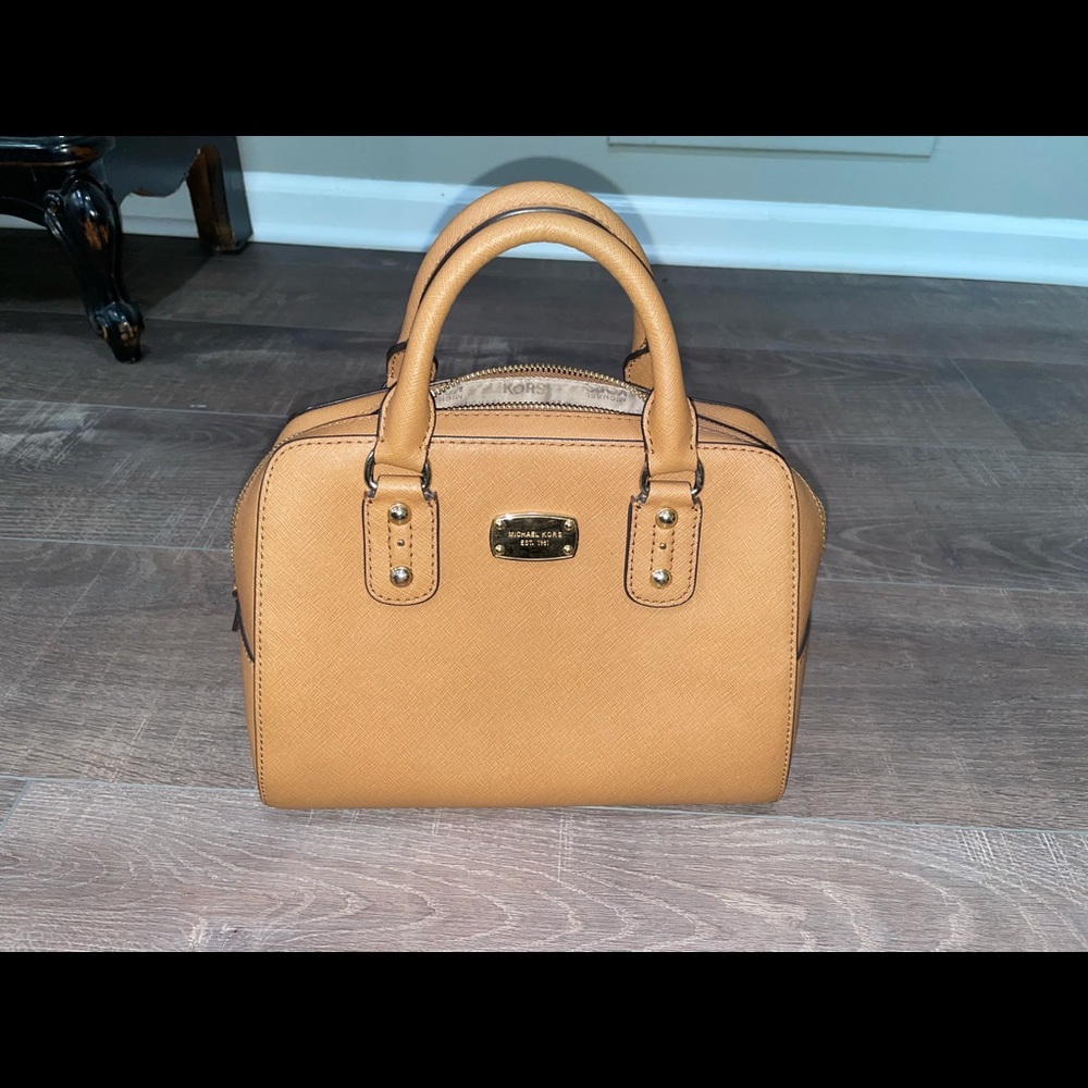 Michael Kors Acorn/Camel/Tan Purse